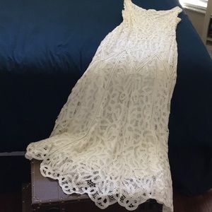Cream lace sleeveless maxi dress
